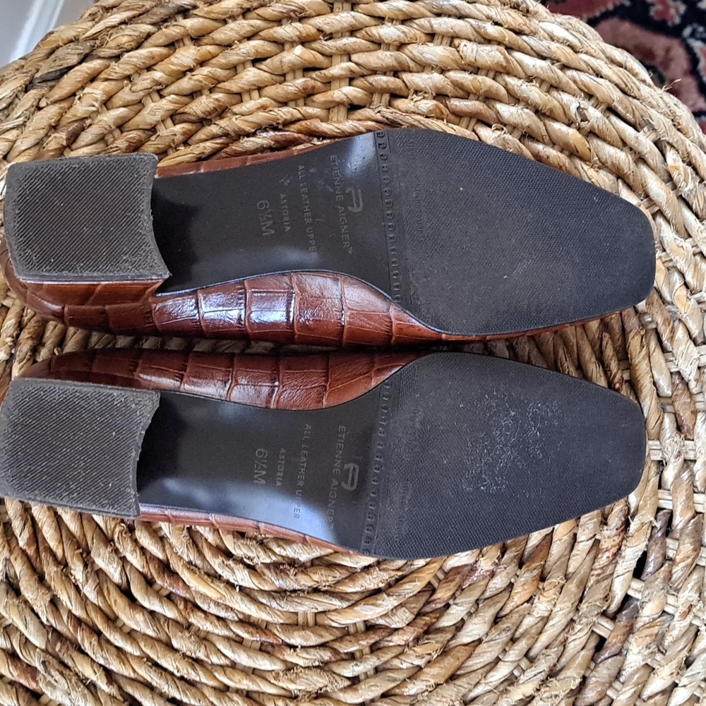 Etienne Aigner Brown Croc-Embossed Heels - Picture 6 of 8